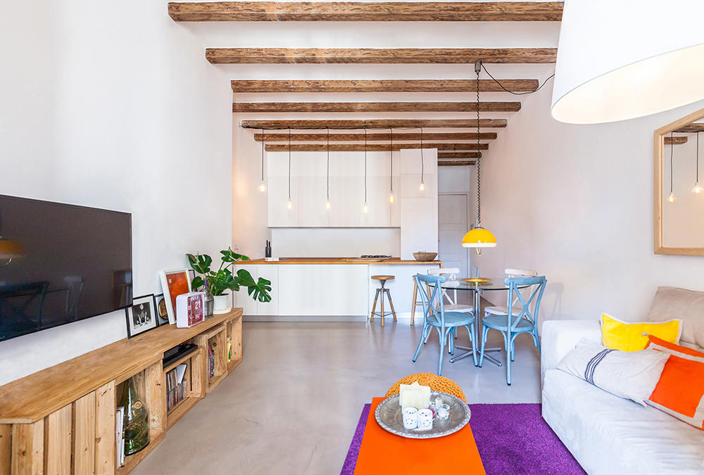 Borrell Apartment – Bcn, Spain